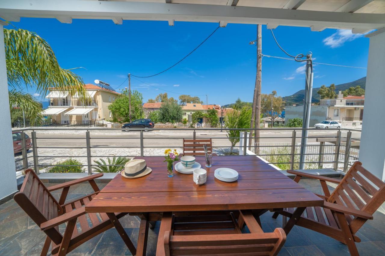 Maria Seaside Apartment Sami  Exterior photo